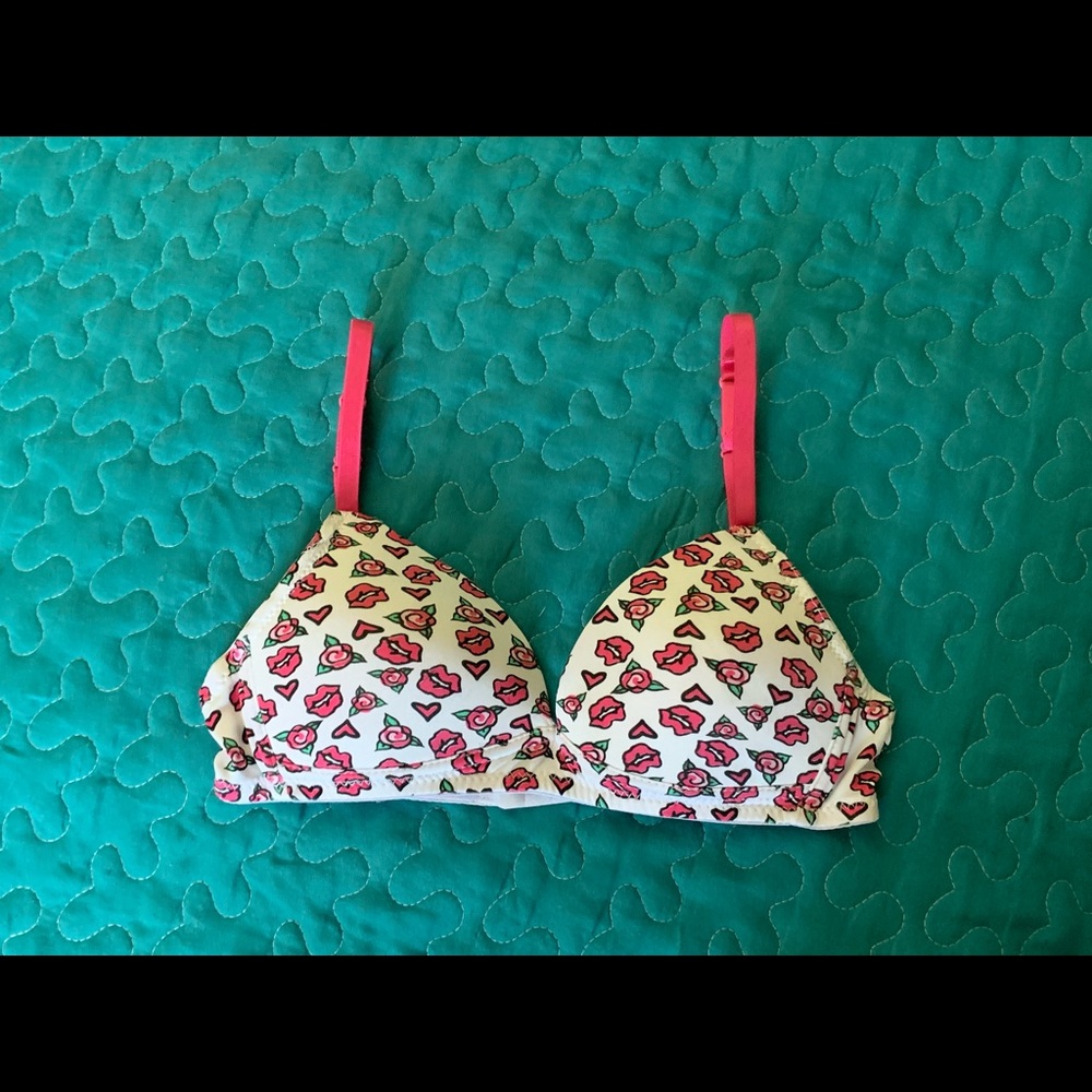 Betsey Johnson -Bra - Picture 2 of 8